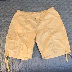 St. John’s bay women’s shorts 18W